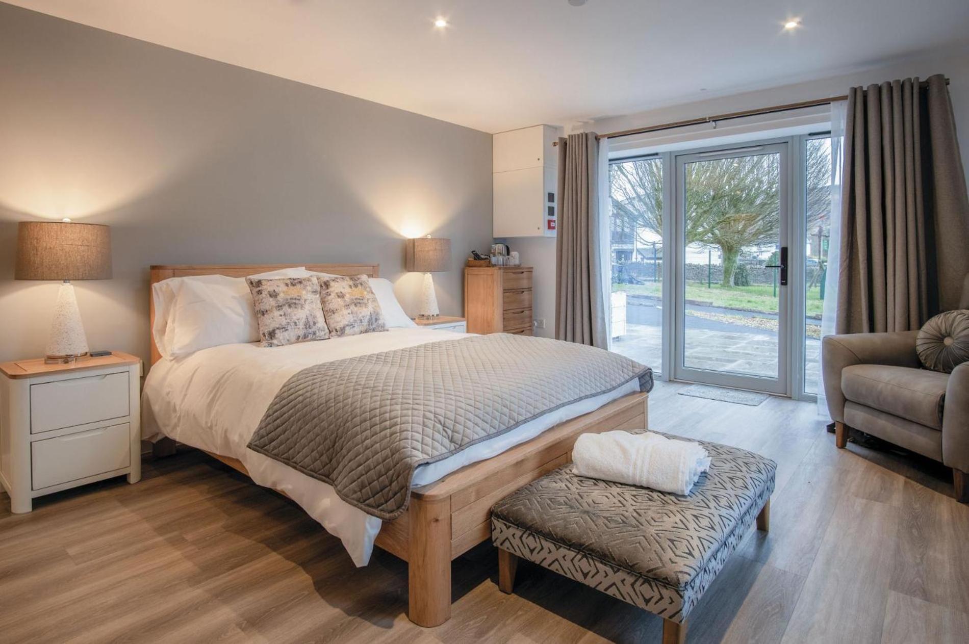 Suite 2 - Sleeping Giant Hotel - Pen Y Cae Inn Brecon Exterior photo